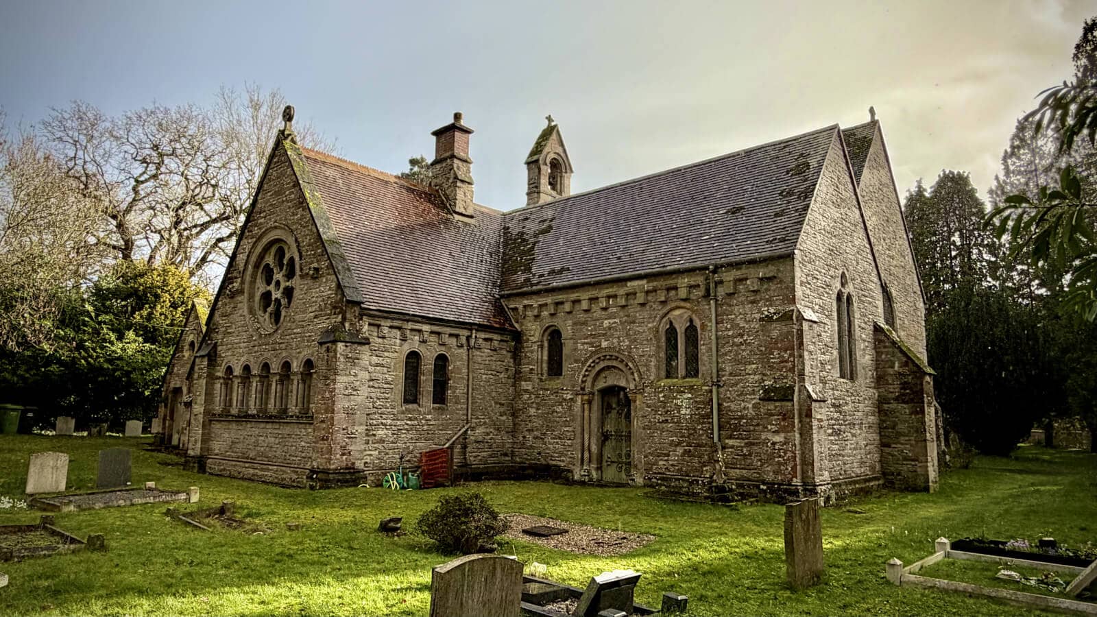 St Peter's Church in Rous Lench from the side